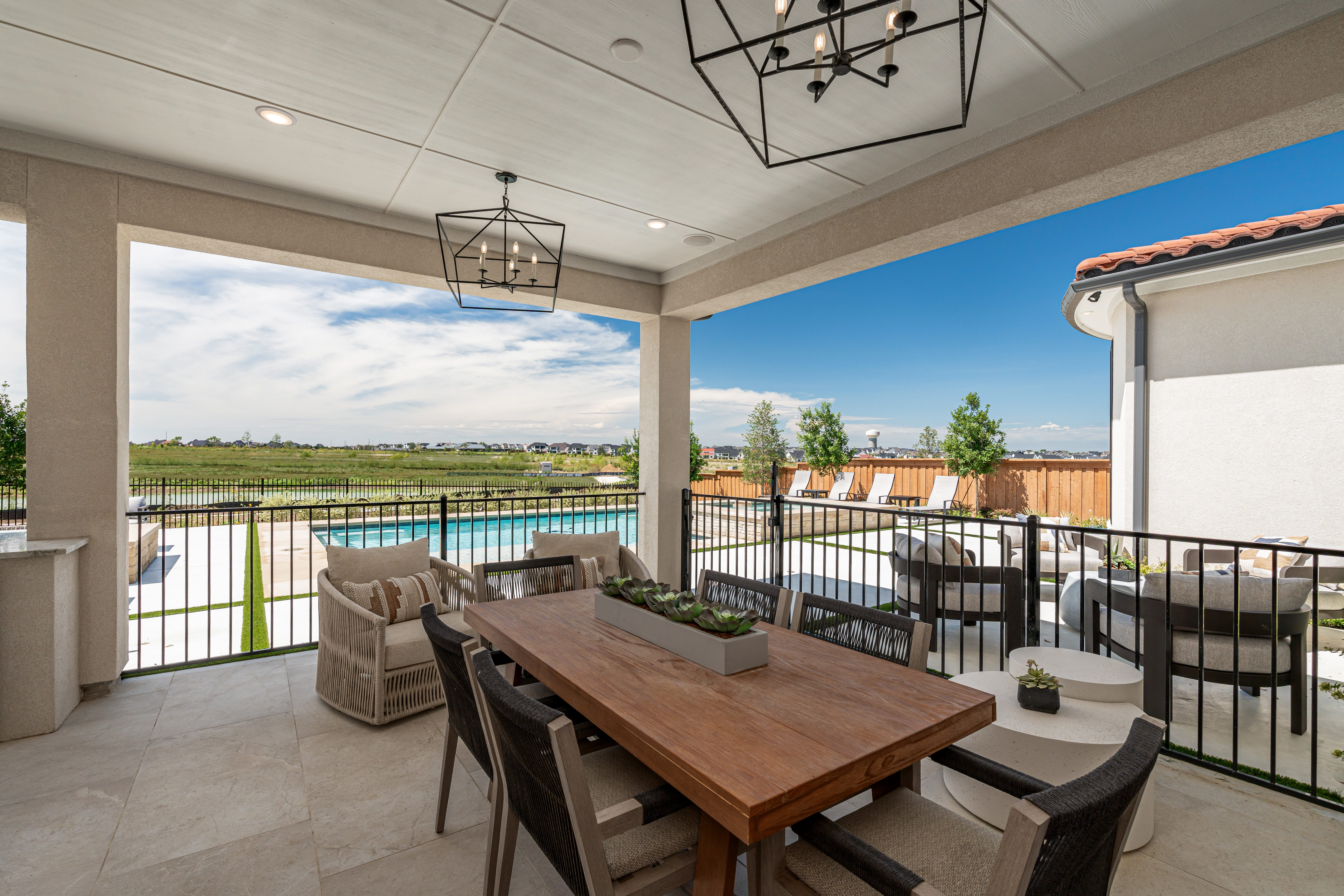 covered-dining-wide